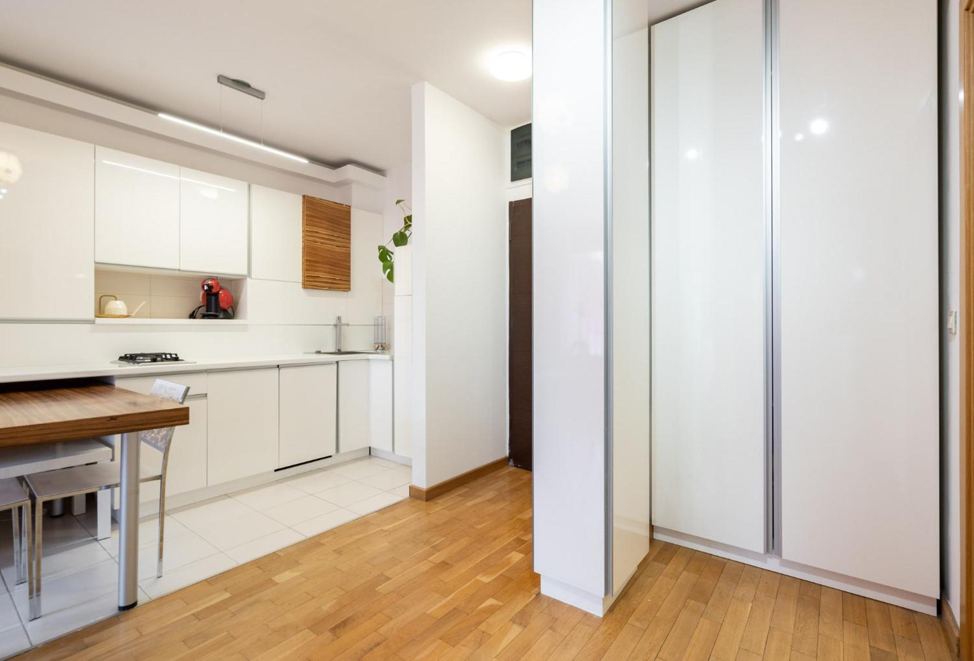 Lazynest - Modern Apartment With Parking & Balcony Bucharest Exterior photo