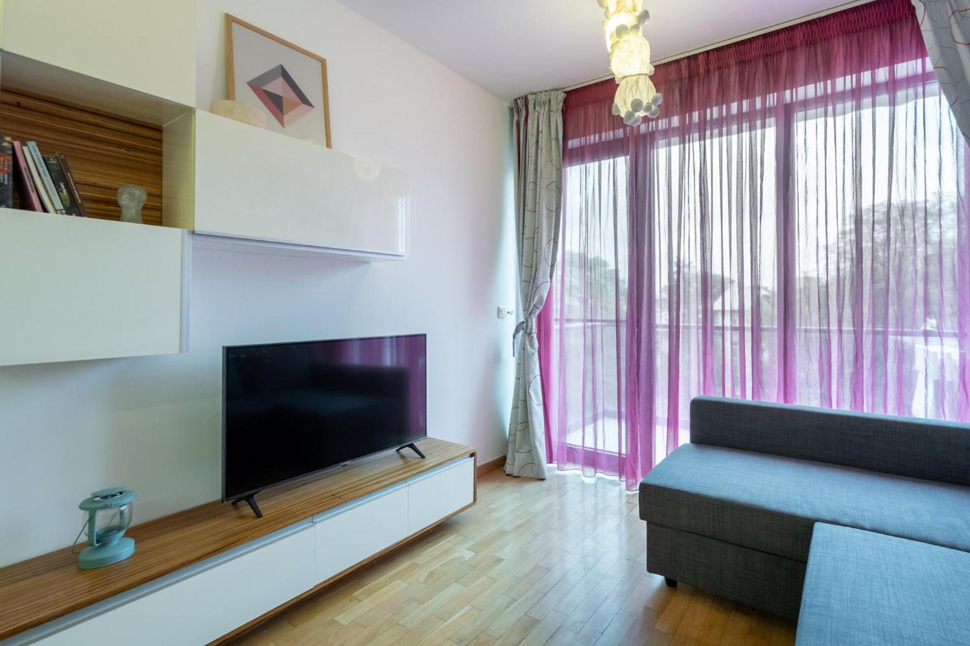Lazynest - Modern Apartment With Parking & Balcony Bucharest Exterior photo